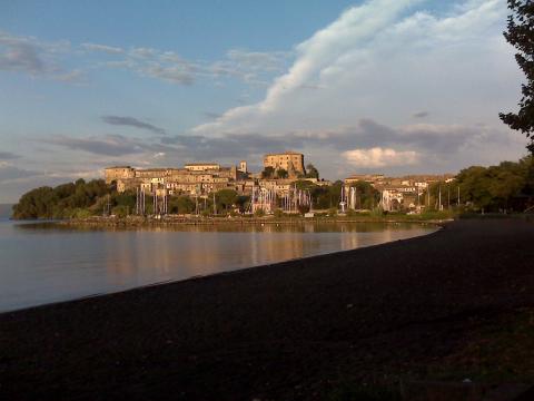 Capodimonte dal lungolago